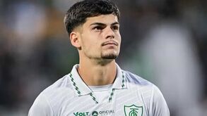 Paulinho deixa América Mineiro