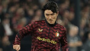 Hwang In-beom em ação pelo Feyenoord