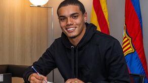 João Mendes, filho de Ronaldinho Gaúcho, já representou o Barcelona, clube no qual o pai brilhou