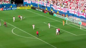 O golaço de Schjelderup no Noruega-Inglaterra