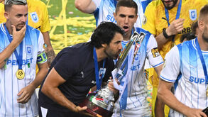 Craiova de Filipe Coelho conquista Supertaça da Roménia nos penáltis