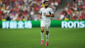 Mundialista Sarpreet Singh é reforço do Farense