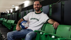 Sporting renova contrato com o capitão Tiago Pereira 