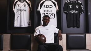 Lohann Doucet apresenta-se aos adeptos: «Não vou poupar esforços para ajudar o V. Guimarães»