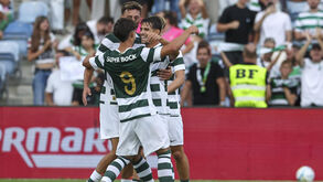 Três golos em oito minutos na vitória expressiva do Sporting sobre o Celtic