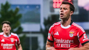 Henrique Araújo ouve propostas