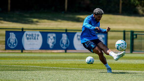 William Gomes em ação durante a preparação do FC Porto