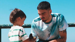 Erick Mendonça emocionado: «Queria muito que o meu filho me visse de verde e branco»