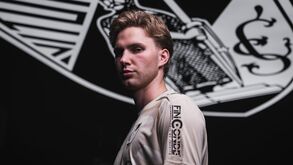 V. Guimarães recebe guarda-redes do Aston Villa por empréstimo