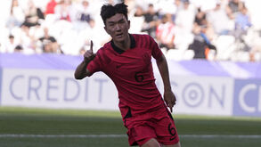 Hwang In-beom 