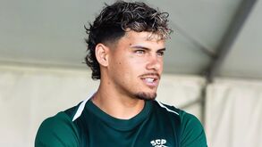 Maxi Araújo já treina em Lagos