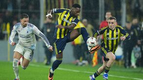 Jhon Durán jogou no Fenerbahçe na época passada