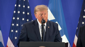 Trump volta ao vermelho de Balogun com ironia: «Fui obrigado a ligar a Infantino com uma recomendação...»