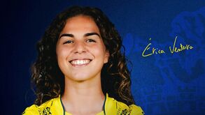 Érica Ventura renova com o Valadares Gaia