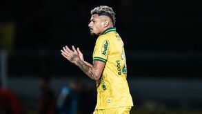 Tiquinho Soares esteve cedido ao Mirassol