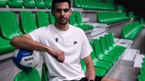 Jonas Aguenier vai cumprir a terceira época de leão ao peito 