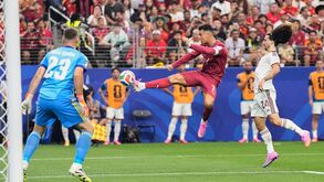 Seleção caiu aos pés da campeã mundial