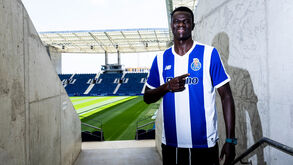 Mame Niang foi oficializado no FC Porto esta terça-feira