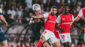 Moutinho contra o Zeleznicar Pancevo
