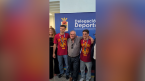 Mais de 150 kg: Gavi e Fábian Ruiz recebem o seu próprio peso em tomates no regresso a casa