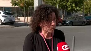 «Tiveram de partir o vidro»: avó de bebé que morreu em carrinha da creche alerta pais de outras crianças