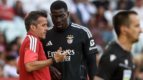 Marco Silva à conversa com Samuel Soares