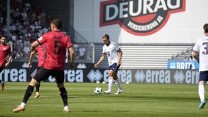 João Palhinha ante o SV Wehen Wiesbaden