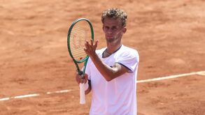 Luca Van Assche bate Hugo Gaston e apura-se para a final do Estoril Open