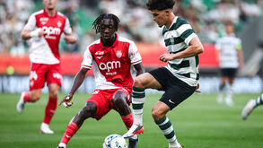 Flávio Gonçalves foi sempre titular na pré-época