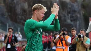 Hornicek no jogo de apresentação com o Celta Vigo