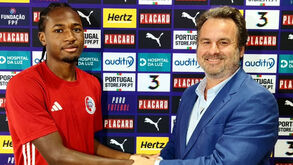 Omaru King reforça U. Santarém