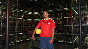 Lovísa Thompson assina até 2028 com o Benfica