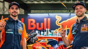 Miguel Oliveira e Brad Binder na KTM