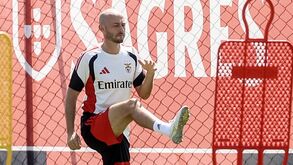 Aursnes durante o treino do Benfica