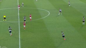 Sporting e Nottingham Forest empatam 1-1 no jogo a contar para a 1ª parte