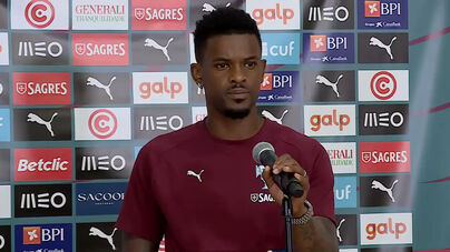 Nélson Semedo elogia Nuno Mendes: «Tem uma botija de oxigénio que não termina»