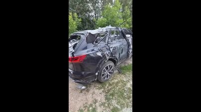 Volkswagen Touareg está ainda capaz de andar depois de ser atacado por míssil