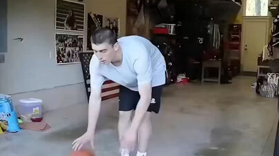 O drible impressionante de Payton Pritchard: base dos Celtics impressiona nas férias