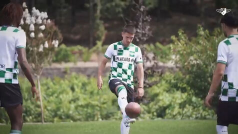 Moreirense apresenta novo equipamento principal