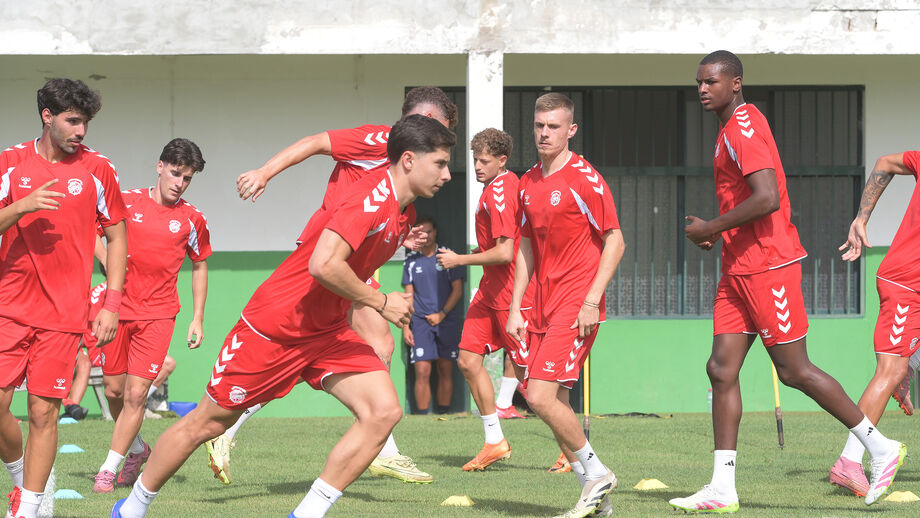 Os reforços Dominguez e Rafael Fernandes integrados