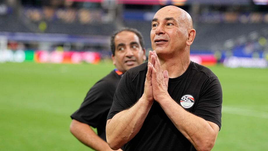 Hossam Hassan agradeceu apoio