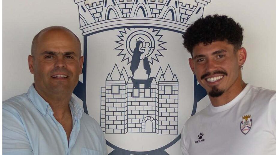 Isaac Valença (à direita)