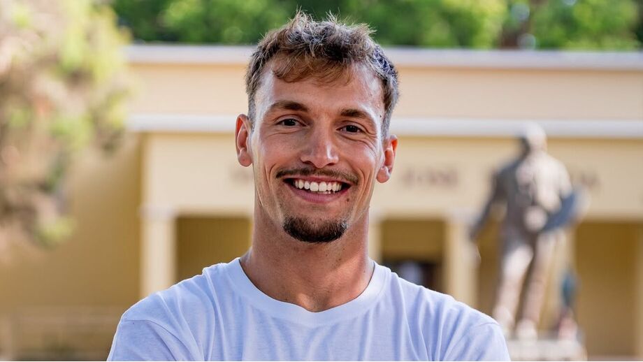 Guilherme Pio assina pelo Caldas