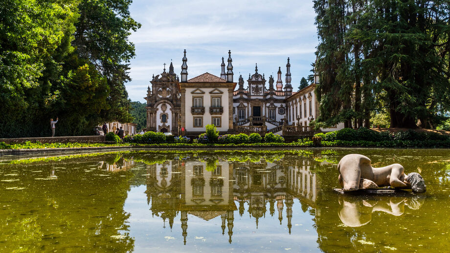 Para quem gosta de cultura, aconselha-se uma visita ao Palácio de Mateus