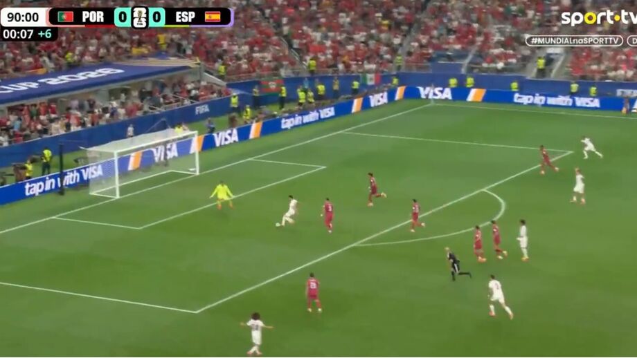 Golo de Merino nos descontos dá vitória à Espanha