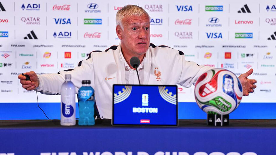 Didier Deschamps durante a antevisão ao França-Marrocos