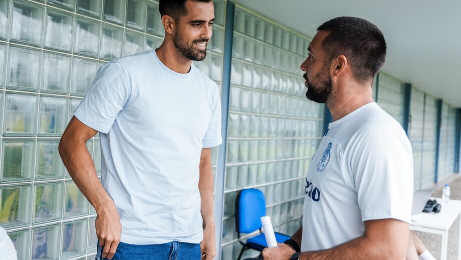 Diogo Costa à conversa com Farioli no Olival