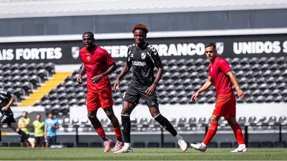 Oumar Camara em ação no particular frente ao Felgueiras