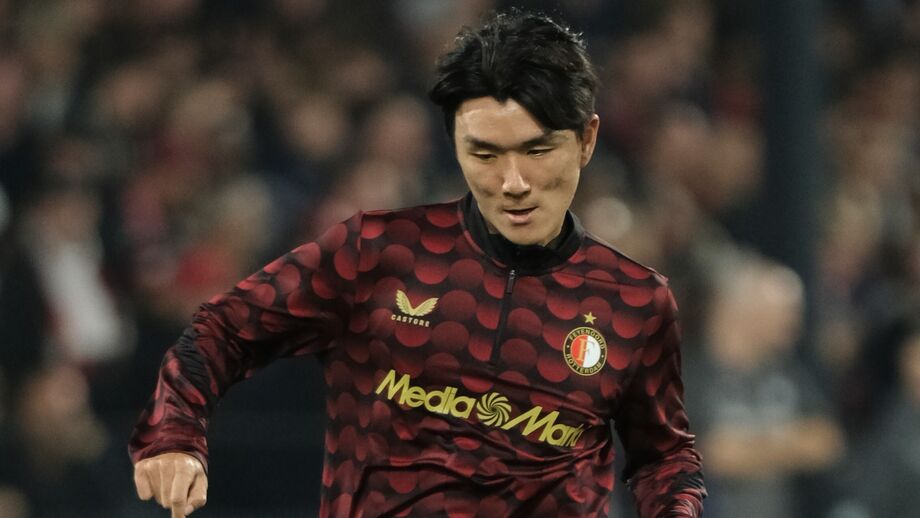 Hwang In-beom em ação pelo Feyenoord