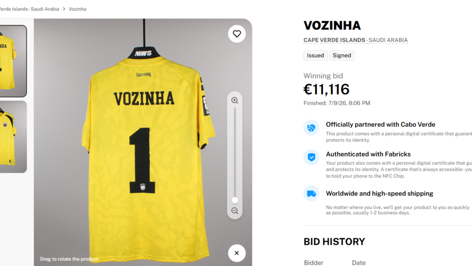 Camisola de Vozinha foi vendida por 11.116 euros